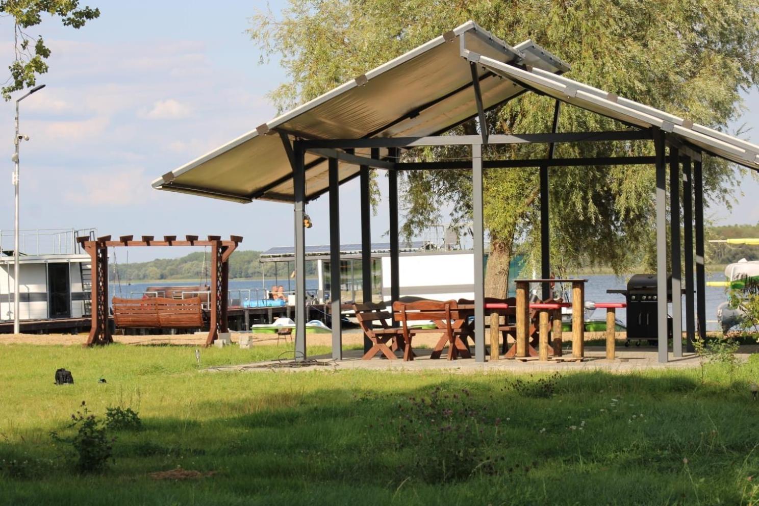 Osrodek Wypoczynkowy "Marina Rozbejko" Vila Myślibórz Exterior foto