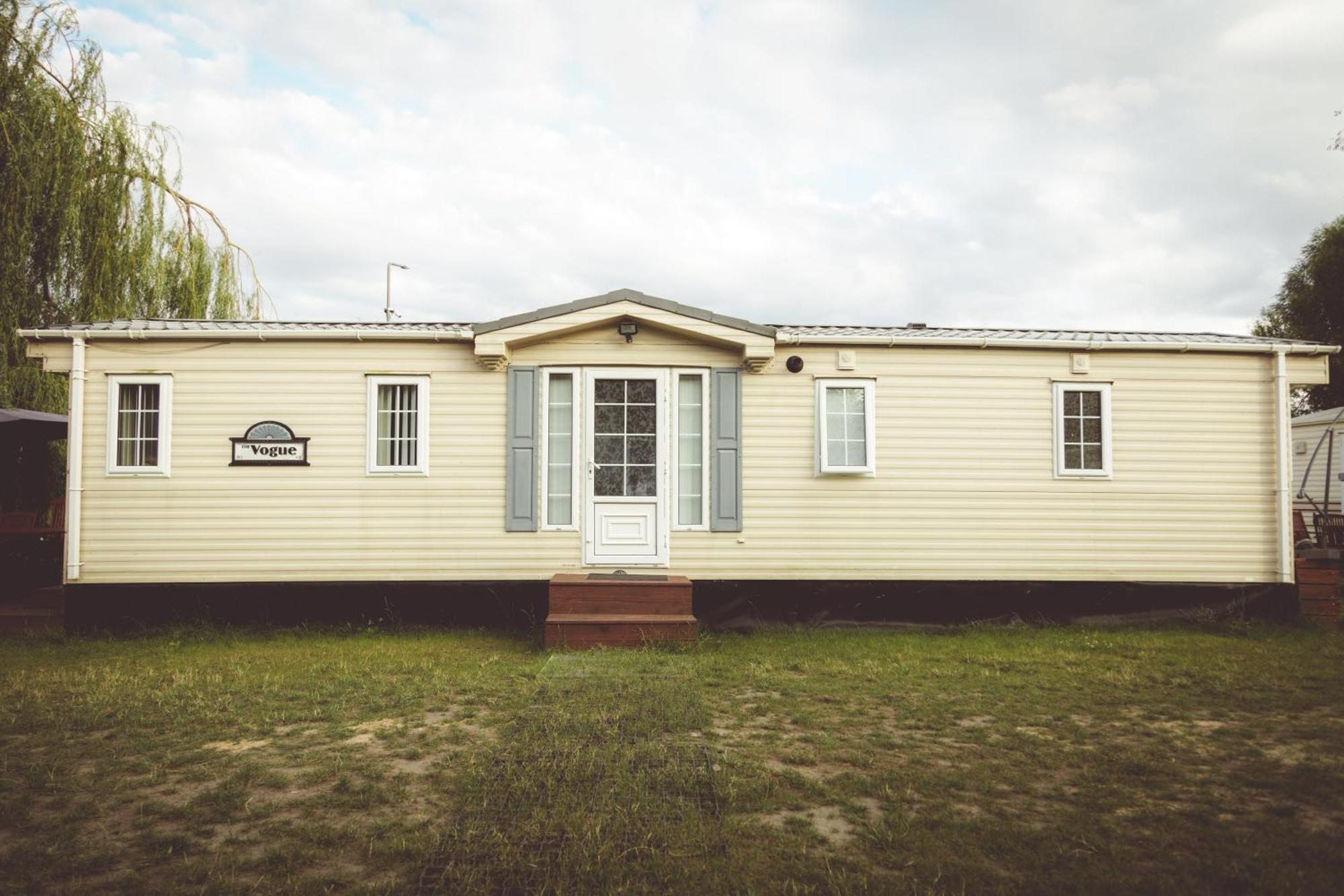 Osrodek Wypoczynkowy "Marina Rozbejko" Vila Myślibórz Exterior foto